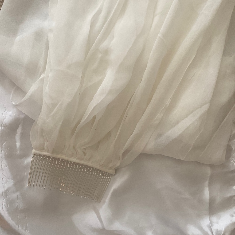 NWOT Grace Loves Lace Gabriela Veil